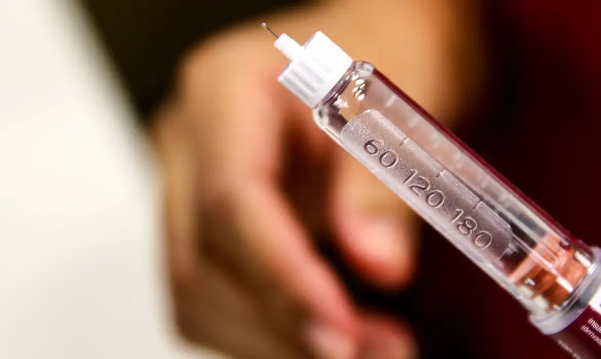 Anvisa aprova primeira caneta análoga ao Ozempic para diabetes