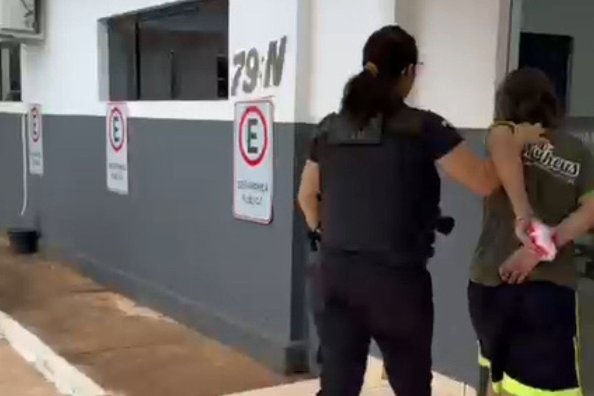 ‘Rainha de Copas’: suspeita de gerenciar contabilidade de facção criminosa é presa em MT