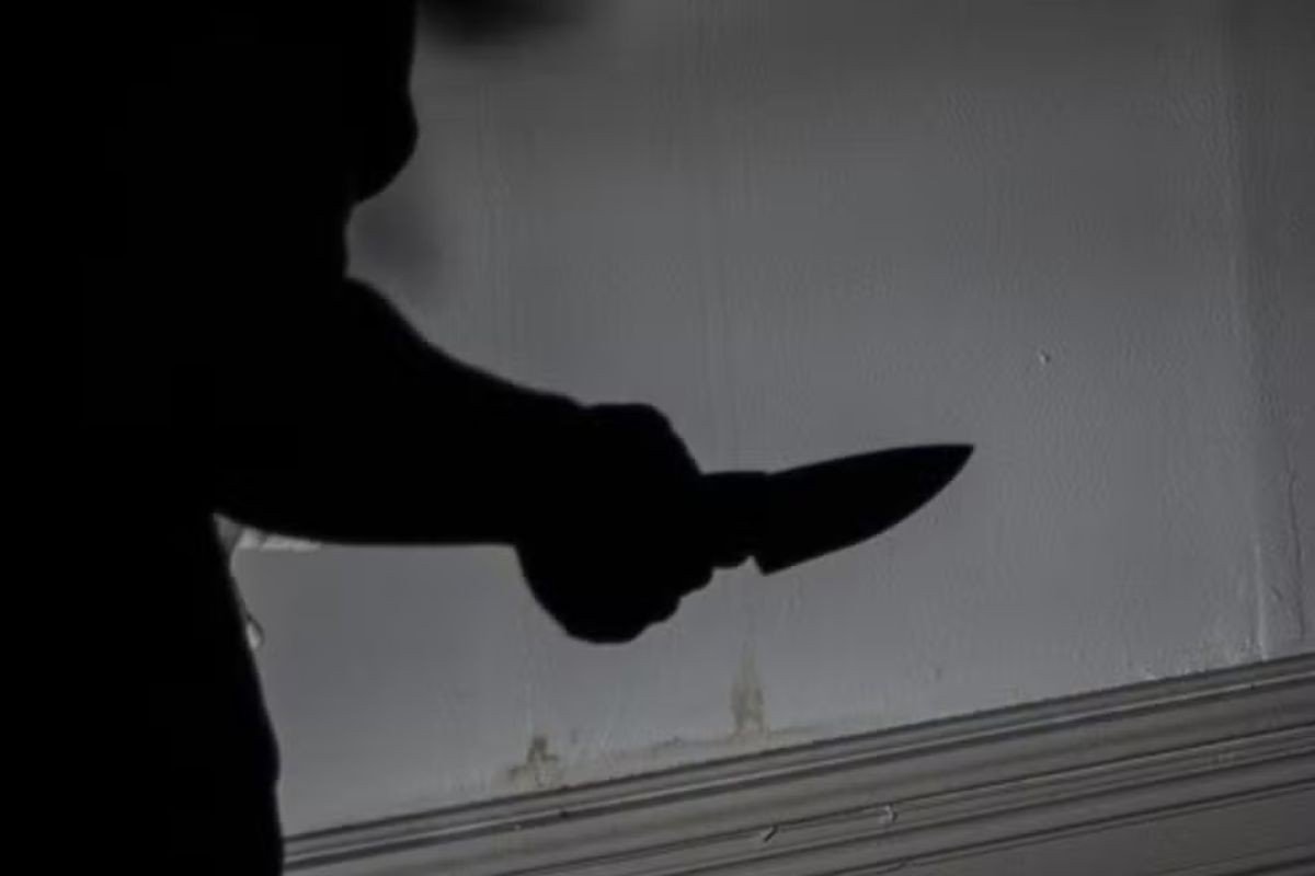 Mulher esfaqueia e mata marido em pátio de empresa em MT