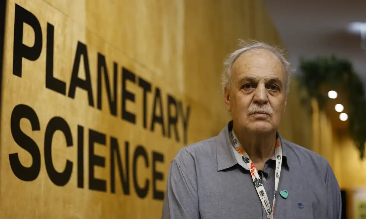 Carlos Nobre defende compromisso para eliminar combustíveis fósseis