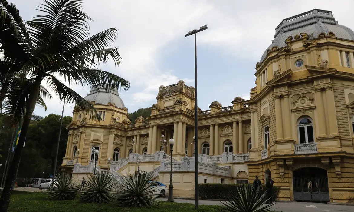 Rio sanciona lei de adesão ao Propag, programa para refinanciar dívida