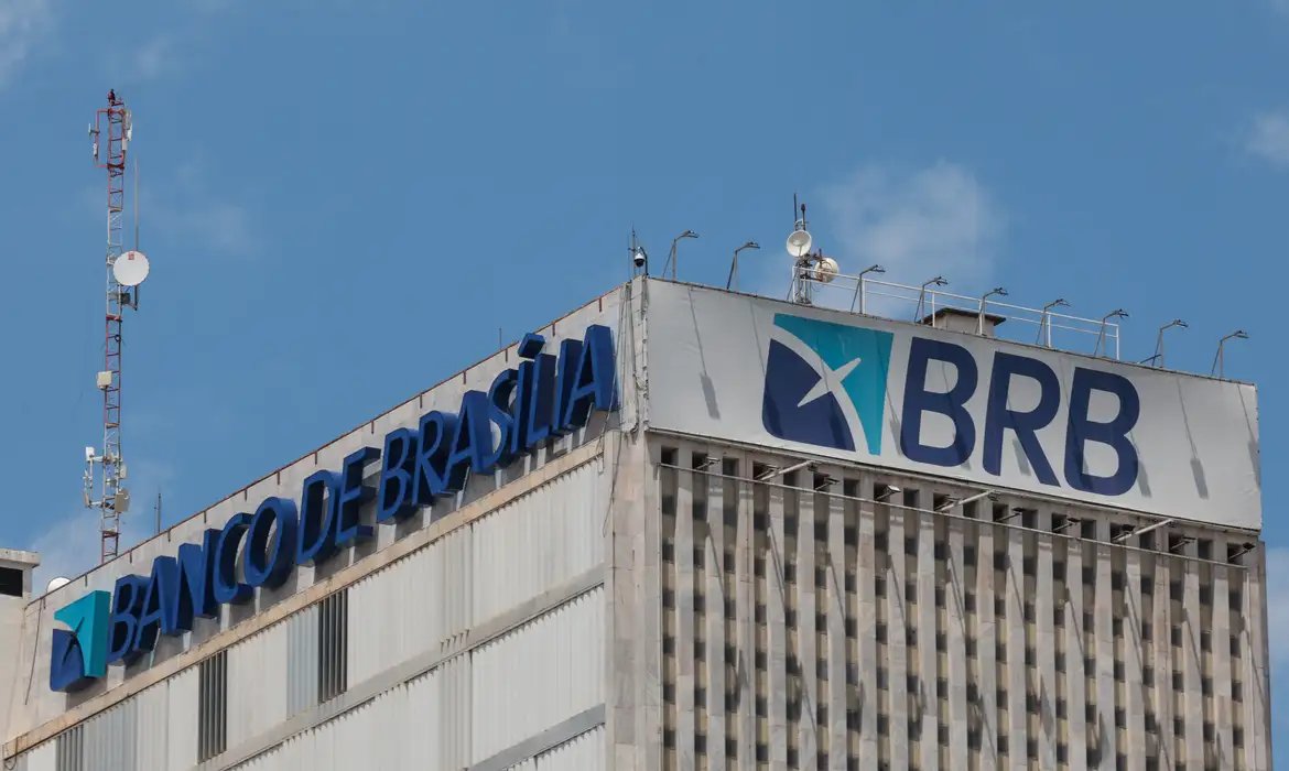 Governo do DF propõe dar imóveis como garantia para capitalizar BRB