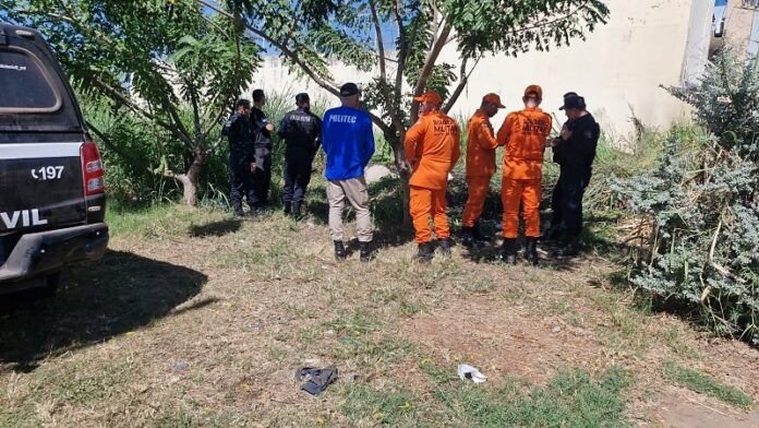 Corpo de mulher é encontrado carbonizado durante combate a incêndio em Várzea Grande (MT)