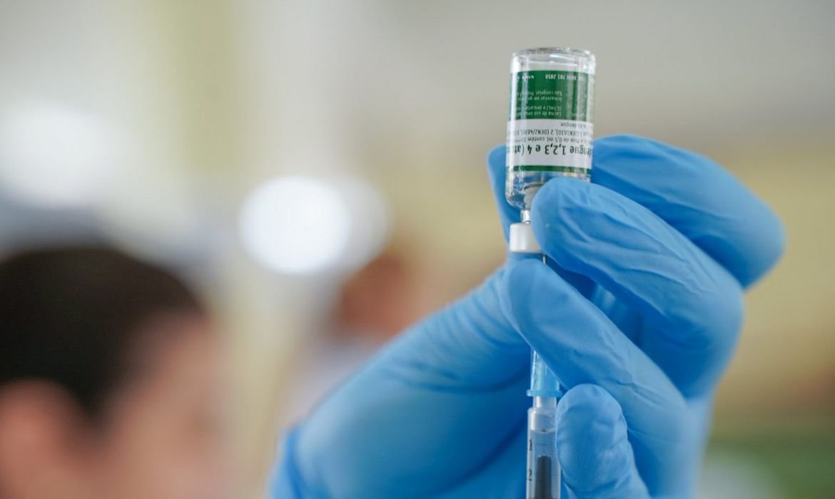 Dengue: Anvisa cria grupo para avaliar segurança da vacina do Butantan