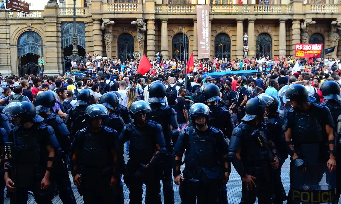 STJ: estado de SP deve ter protocolo para atuar em manifestações