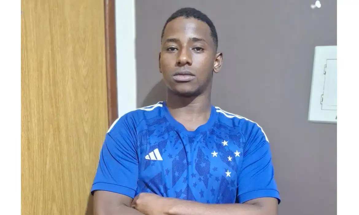 \"Eu só fui”: ex-soldado salva criança de inundação em Juiz de Fora