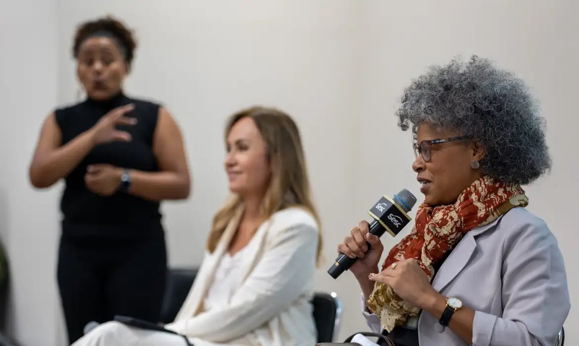 Aumentar pena é principal meio de combater violência contra a mulher 
