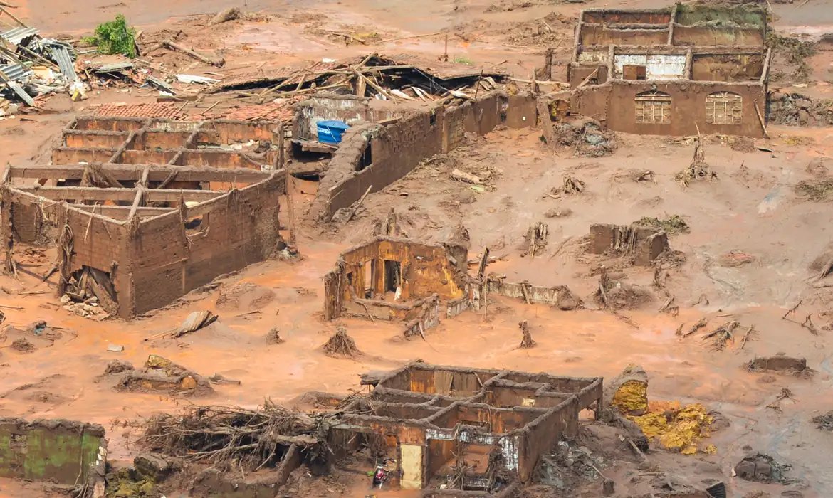 Justiça inglesa condena mineradora BHP por rompimento de barragem