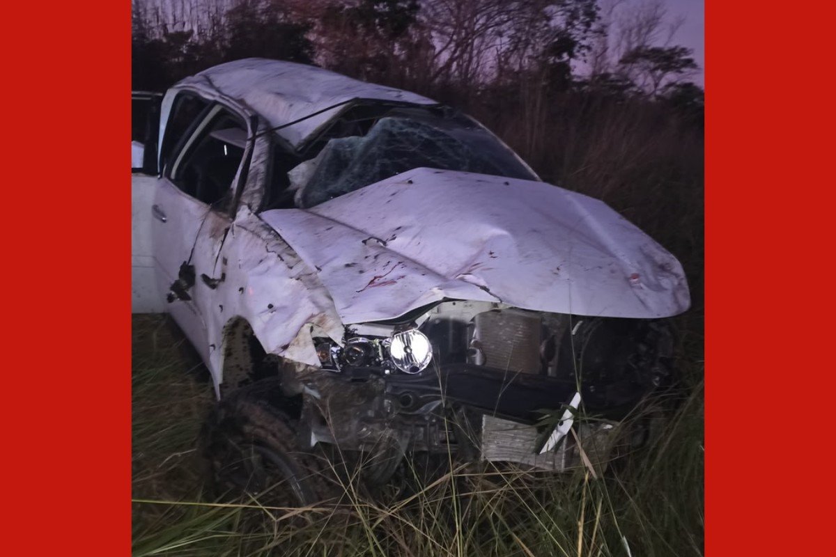 Caminhonete sai da pista, capota e deixa um morto na MT-100 em MT