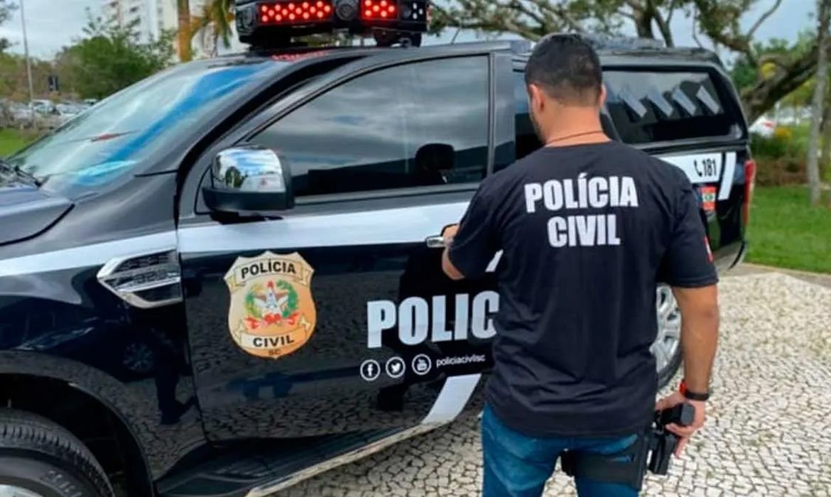 Polícia Civil faz operação contra facção criminosa em quatro estados