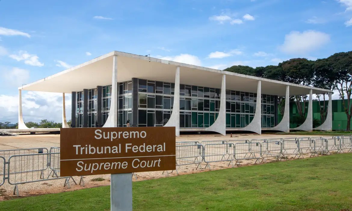 STF suspende julgamento de lei que proíbe jogos de azar