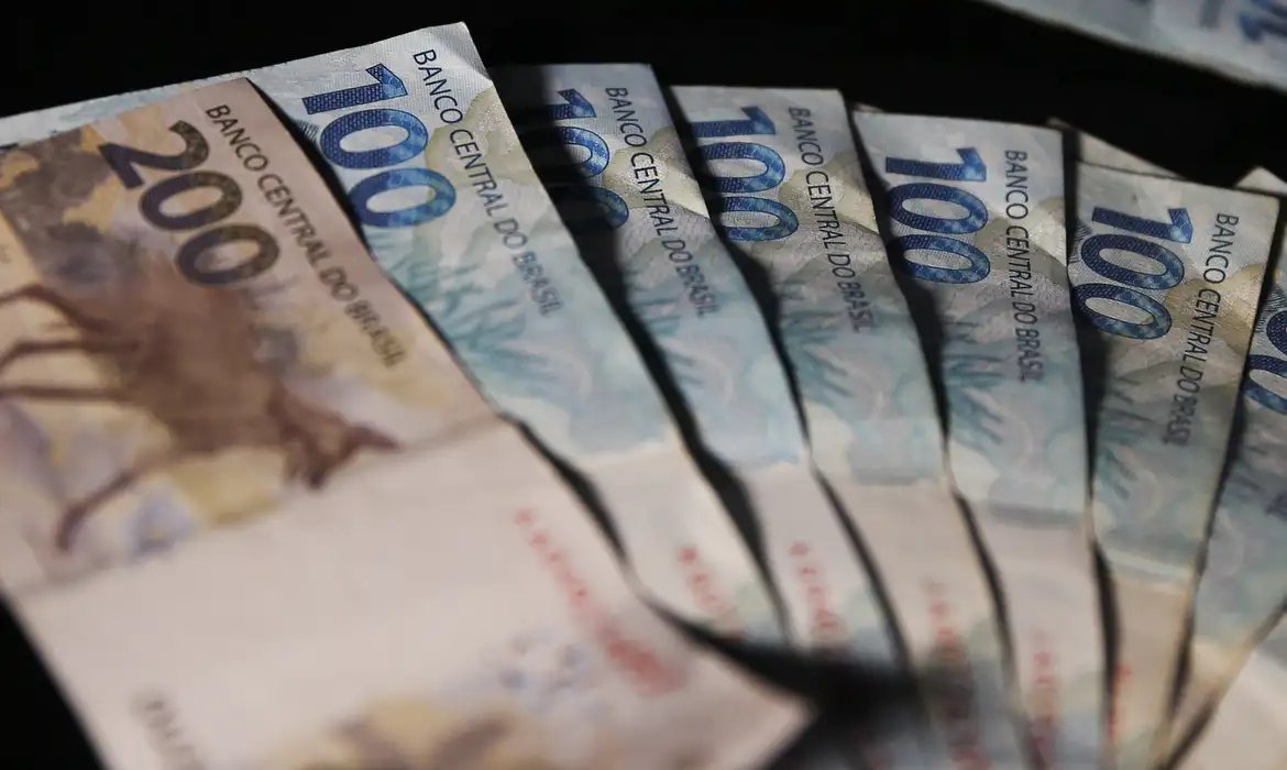 Dívida Pública sobe 2,61% em junho e supera R$ 9,2 trilhões