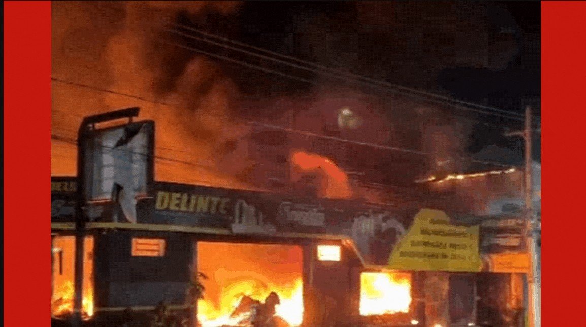 VÍDEO: incêndio destrói loja de pneus em Rondonópolis (MT)