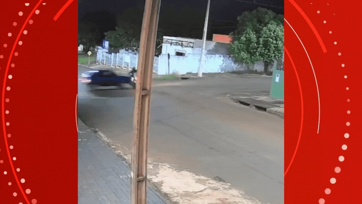 VÍDEO: entregador morre após 'voar' ao ser atingido por carro em alta velocidade em MT