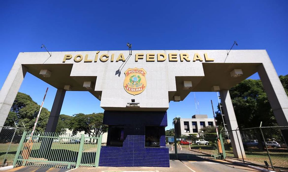 PF mira perito suspeito de vazar dados de investigação sobre o Master