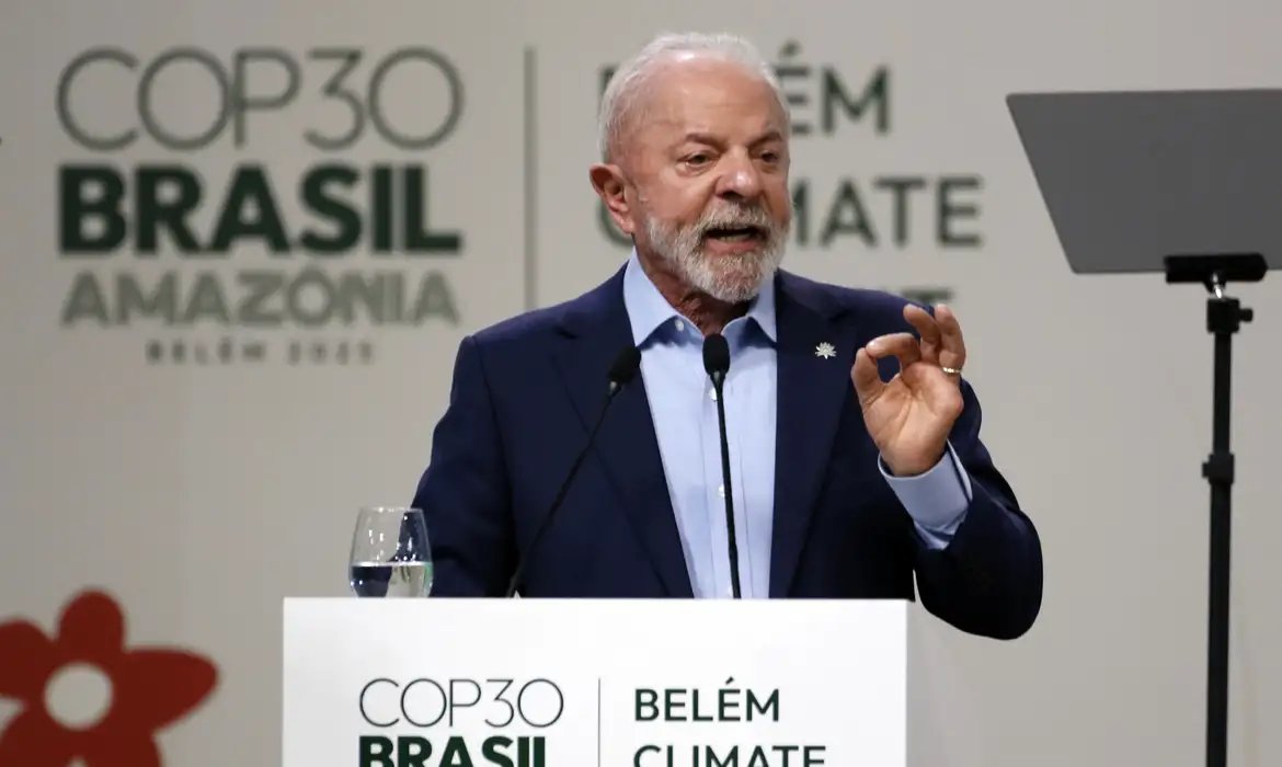 Lula abre Cúpula e pede troca dos conflitos pela urgência climática