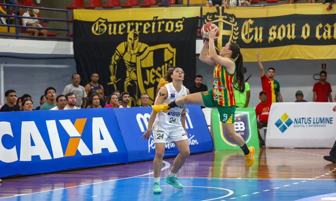 Cerrado vence e força 3º jogo contra Sampaio por vaga na final da LBF