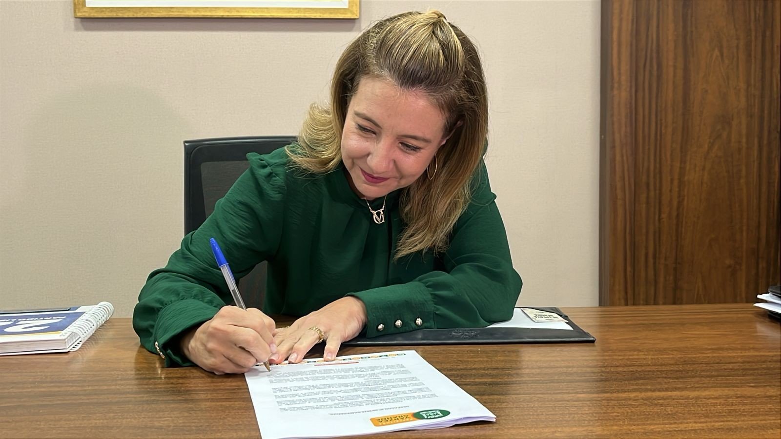 Justiça inicia investigação contra  prefeita de Várzea Grande (MT) por suspeita de 'religações fantasmas' no DAE