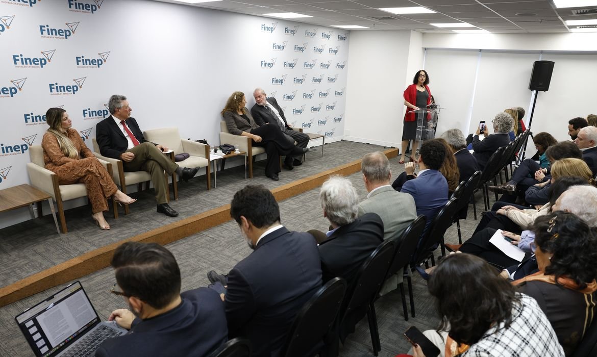 Programa destina R$ 360 milhões a pequenas empresas inovadoras