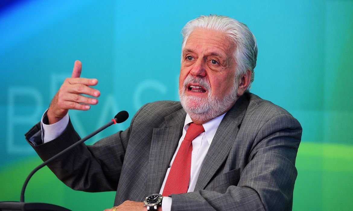 PF intima Jaques Wagner a depor sobre investigações do Banco Master
