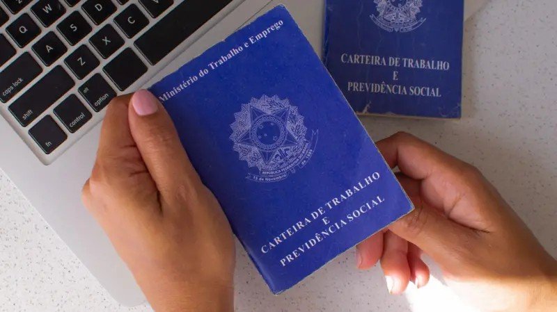 Sine de Cuiabá abre 440 vagas de emprego com salários de até R$ 10,9 mil; veja como se candidatar