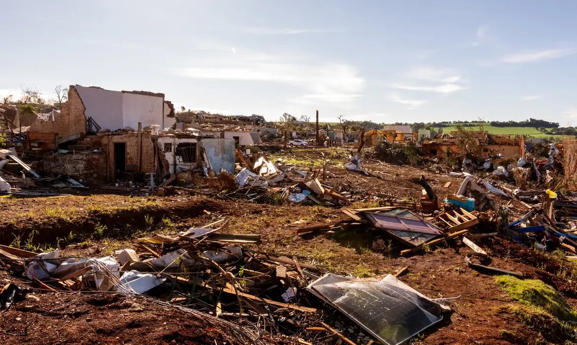 Brasil teve 407 desastres climáticos entre 1991 e 2024, mostra estudo