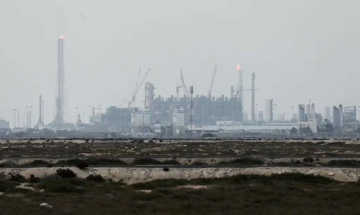 Irã volta a atacar Catar após Trump ameaçar destruir campo de gás Pars