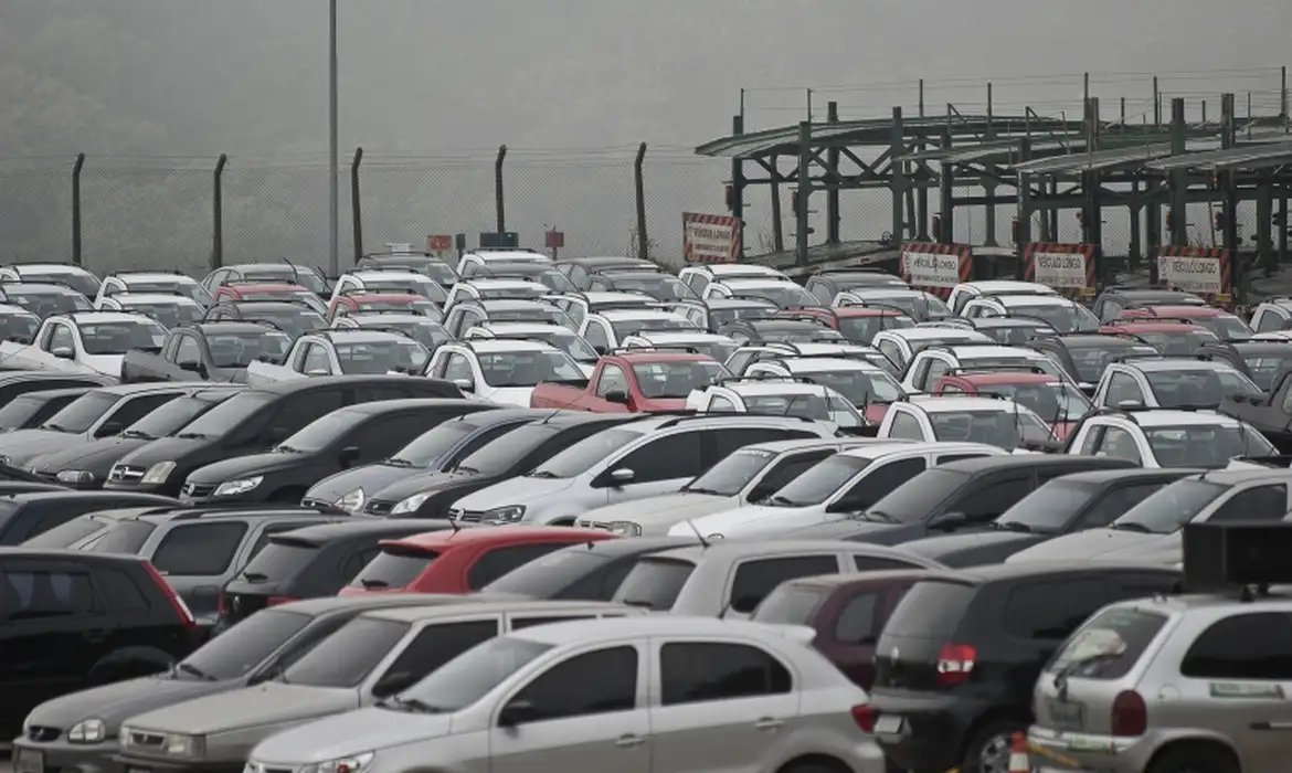 Produção de veículos cresce 2,4% em abril, diz Anfavea