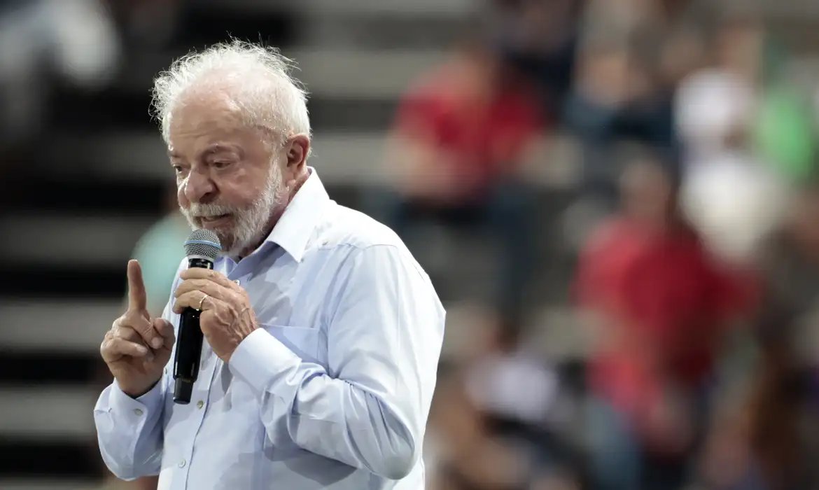 \"Guerra é do Trump, não é do povo brasileiro\", diz Lula