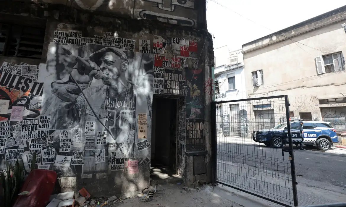 Miacena ocupa praças e ruas de São Paulo com espetáculos culturais