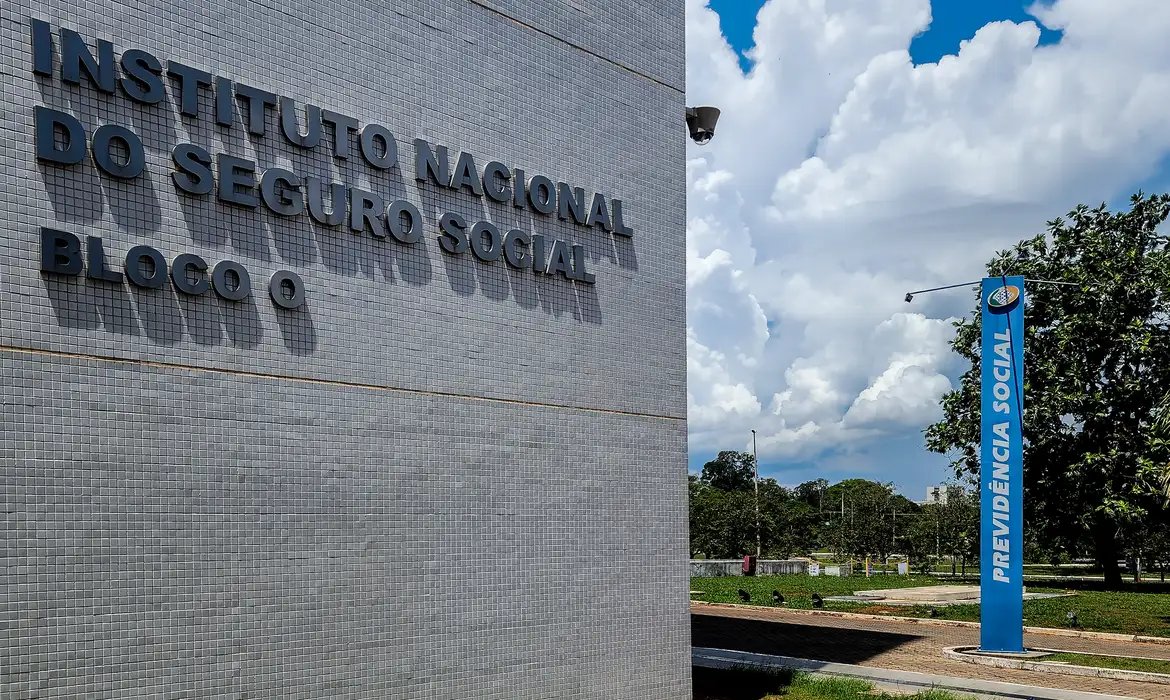 Conselho da Justiça Federal libera R$ 2 bilhões em pagamentos do INSS