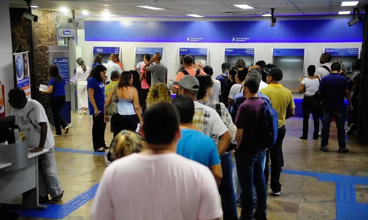 Bancários farão paralisação de 24 horas nesta quinta-feira
