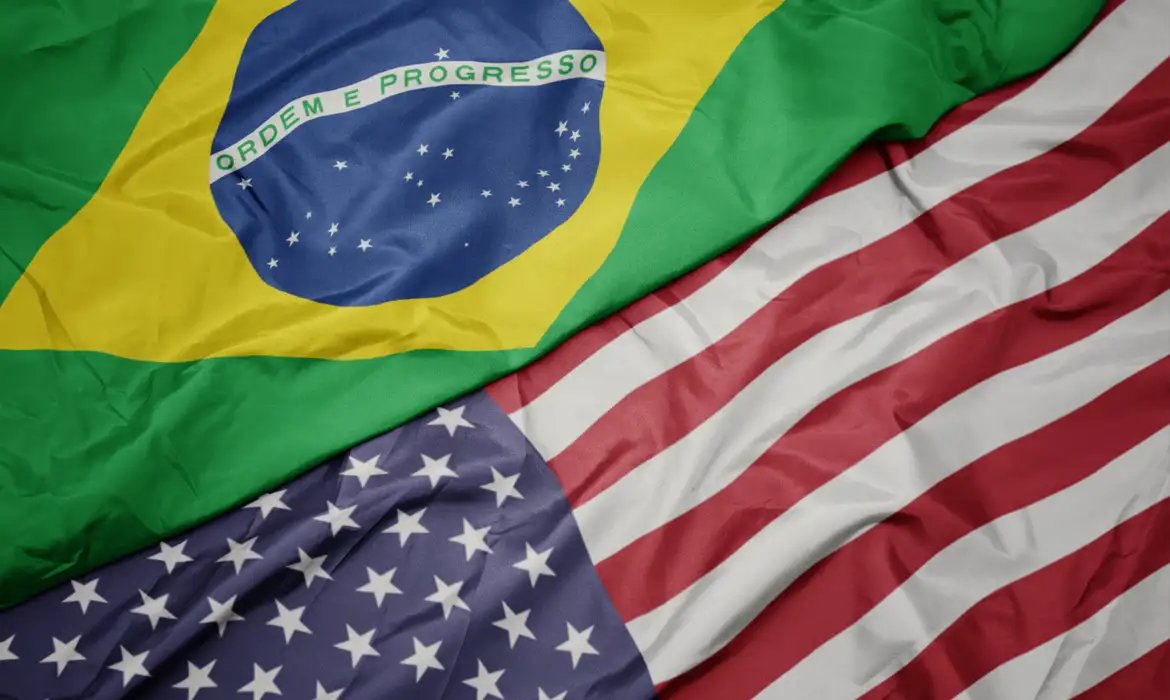 Entenda audiência nos EUA sobre tarifas de 25% a produtos brasileiros