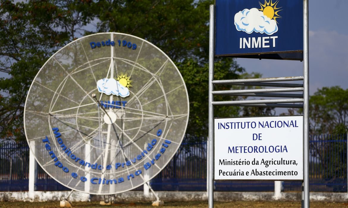 Tempo instável no país leva Inmet a emitir alertas