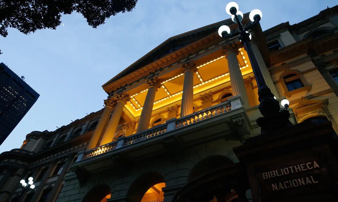 Biblioteca Nacional doa 2 mil livros para comunidades quilombolas