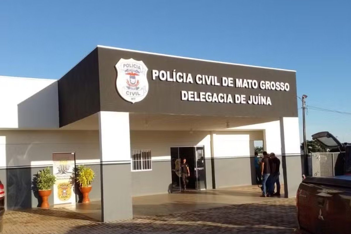 Homem é morto a tiros no portão de casa em Juína (MT)