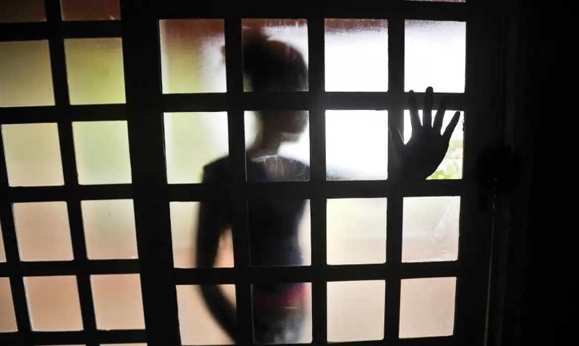 Municípios se comprometem a proteger crianças contra violência 