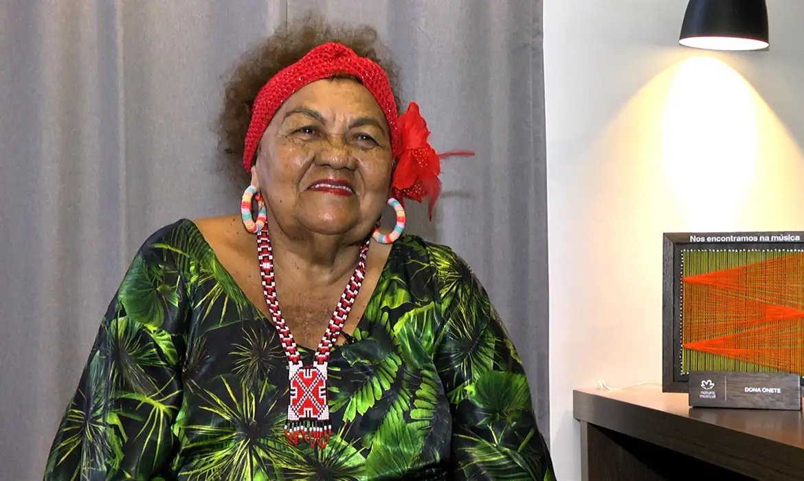 Viva Maria destaca filme que conta a trajetória de Dona Onete