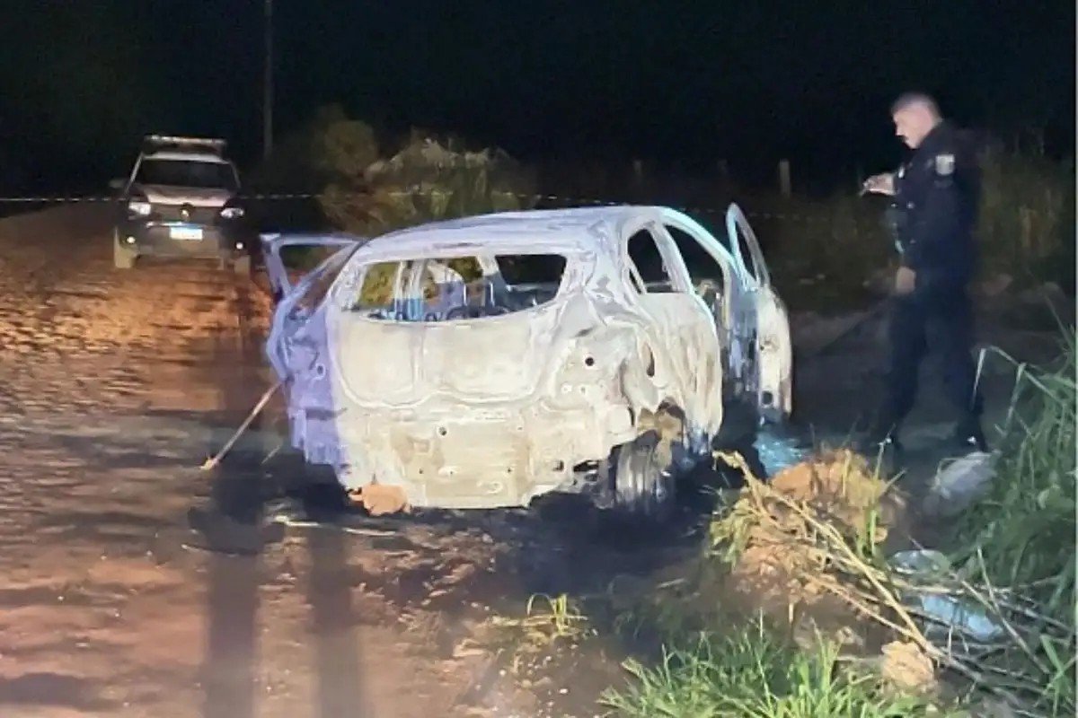 Corpo carbonizado é encontrado dentro de carro em Sinop (MT)