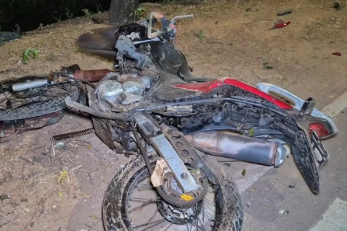 Motociclista morre e outro fica em estado grave após batida em cruzamento de Sinop (MT)