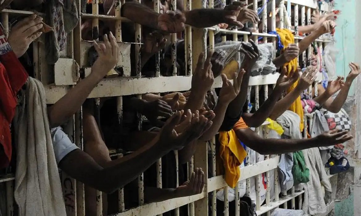 Justiça condena estado de SP a pagar indenização por tortura de presos