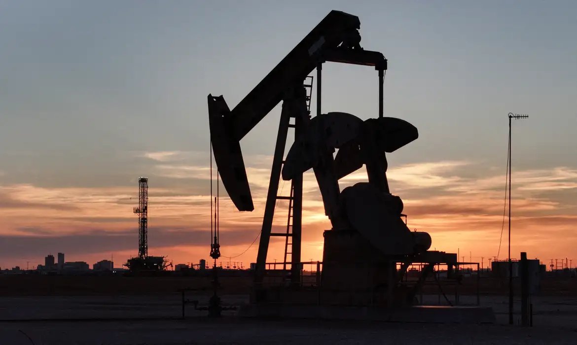 Instabilidade geopolítica acelera busca por independência do petróleo