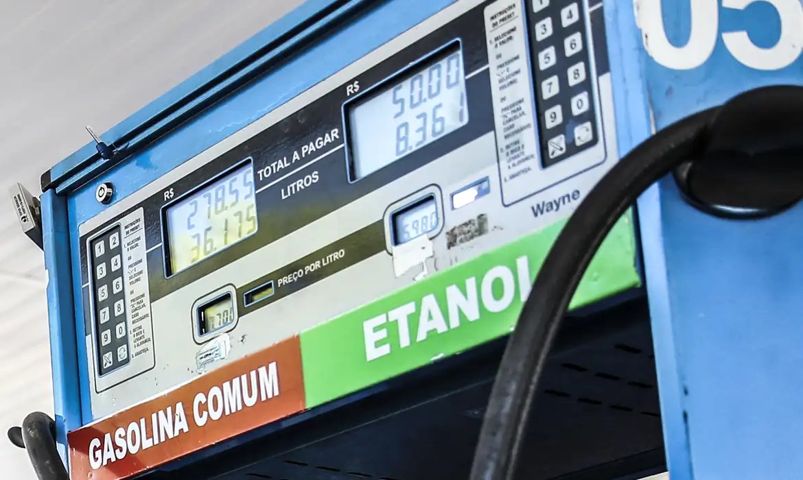 Brasil sentiu menos o aumento do petróleo que outros países, diz Ineep