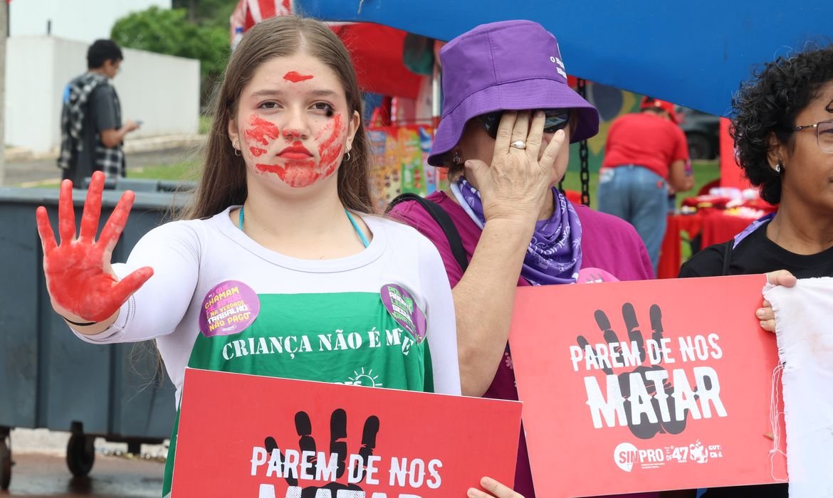 Oito em cada dez brasileiras dizem ter sofrido algum tipo de violência