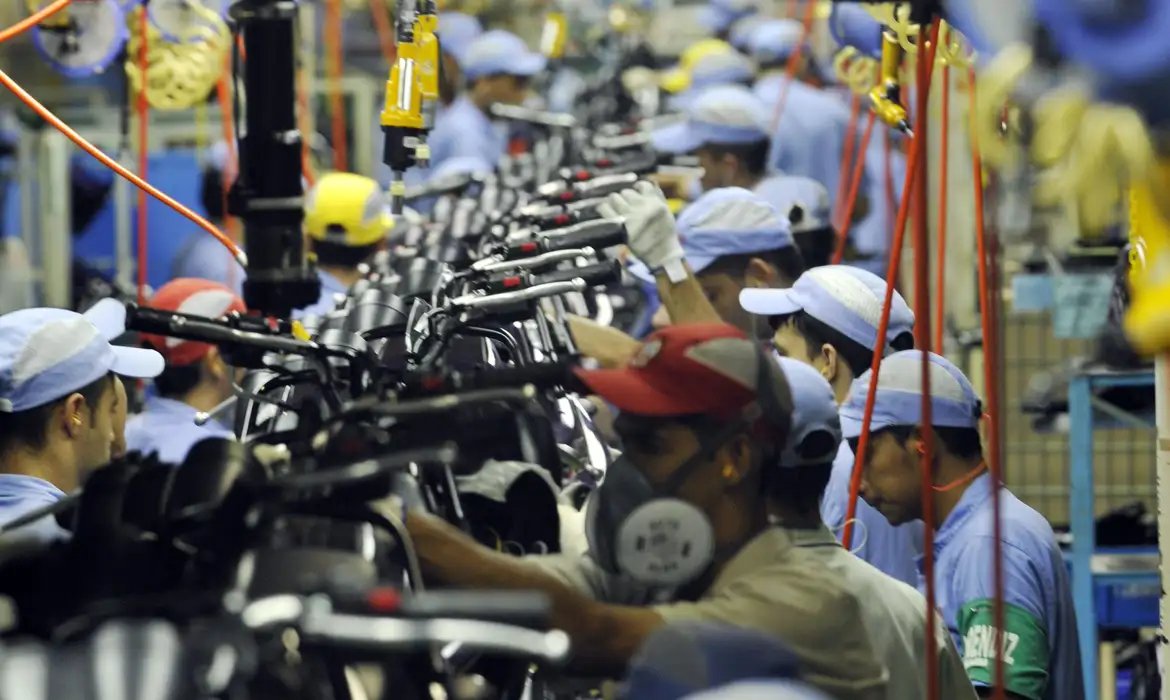 Produção de motos cresce 1,7% e tem melhor 1º bimestre em 15 anos