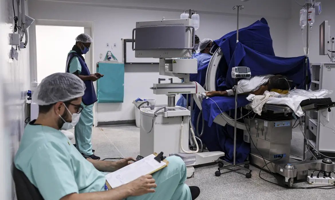 Ebserh faz hoje mutirão para atender 42 mil pacientes em todo o país