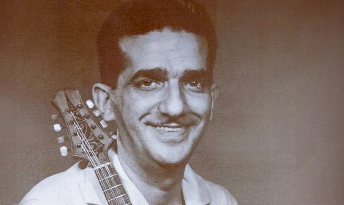 Roda de Choro estreia com homenagem a disco de Jacob do Bandolim
