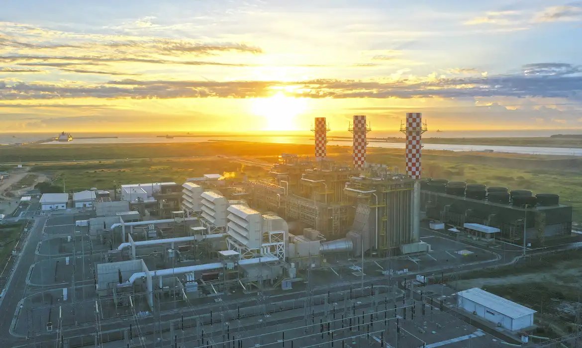 Entidades questionam fontes poluentes no leilão de reserva de energia