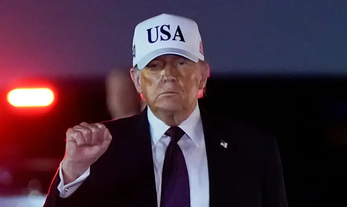 Trump diz que \"Cuba é a próxima\" em discurso
