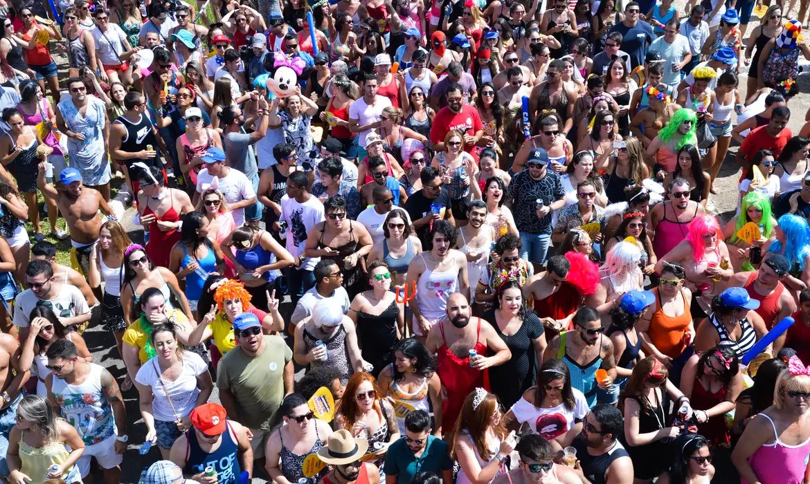 Veja dicas para curtir o carnaval com segurança e alegria